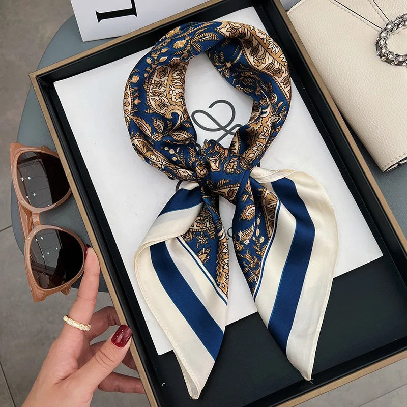 Aurelia Scarf