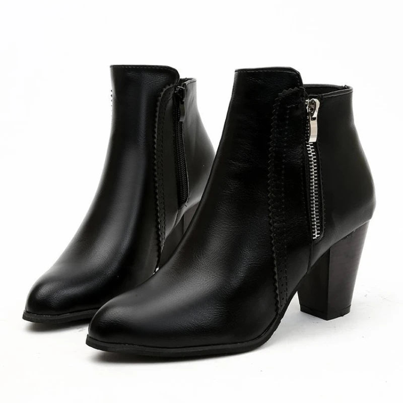 Rowan Heel Boot