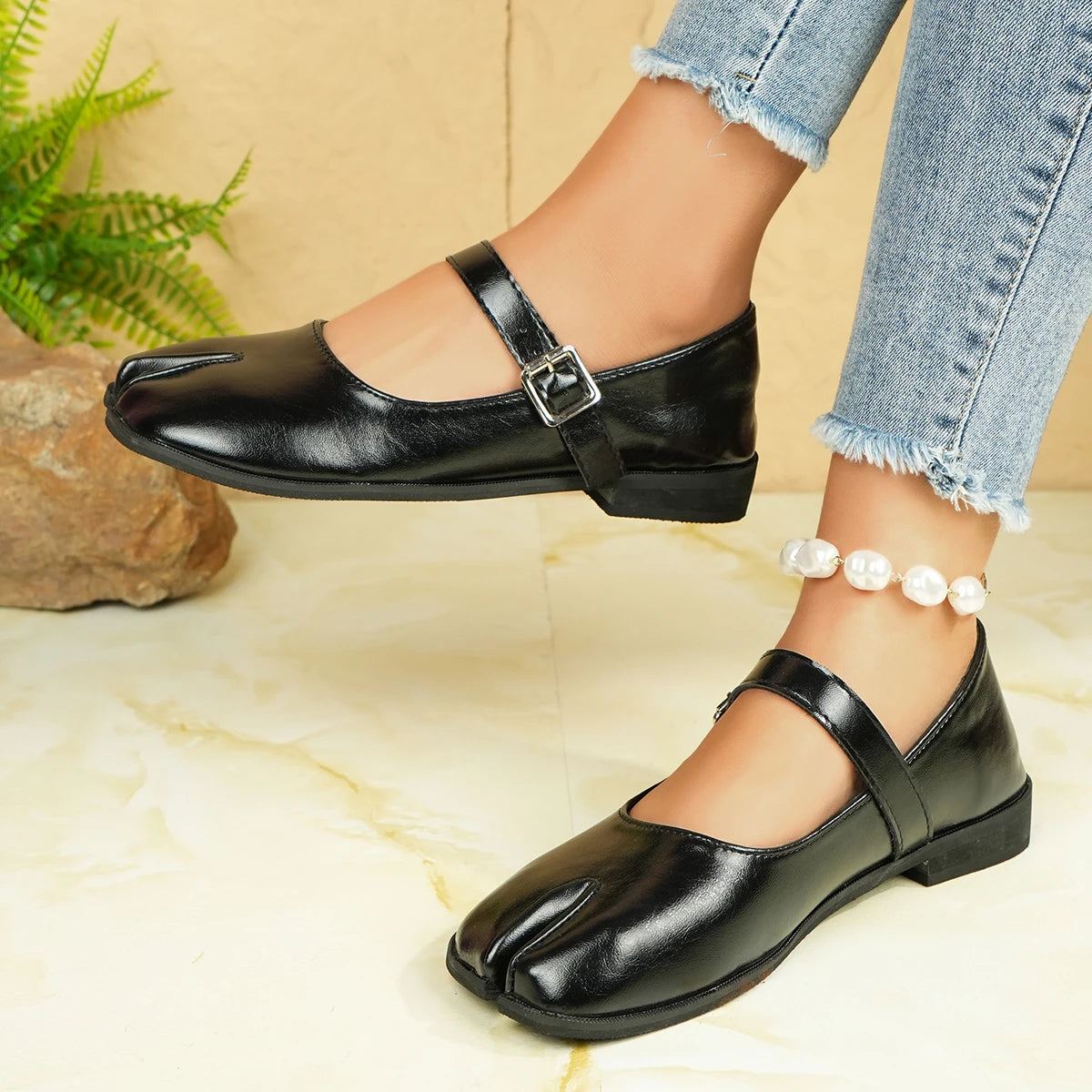 Tabi Mary Flats