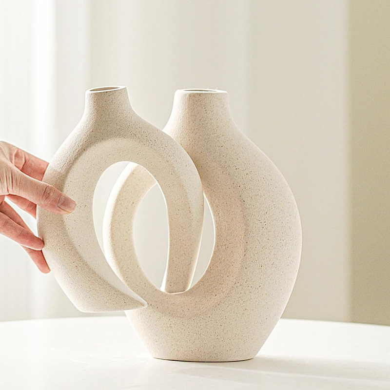 Ethereal Curve Vase