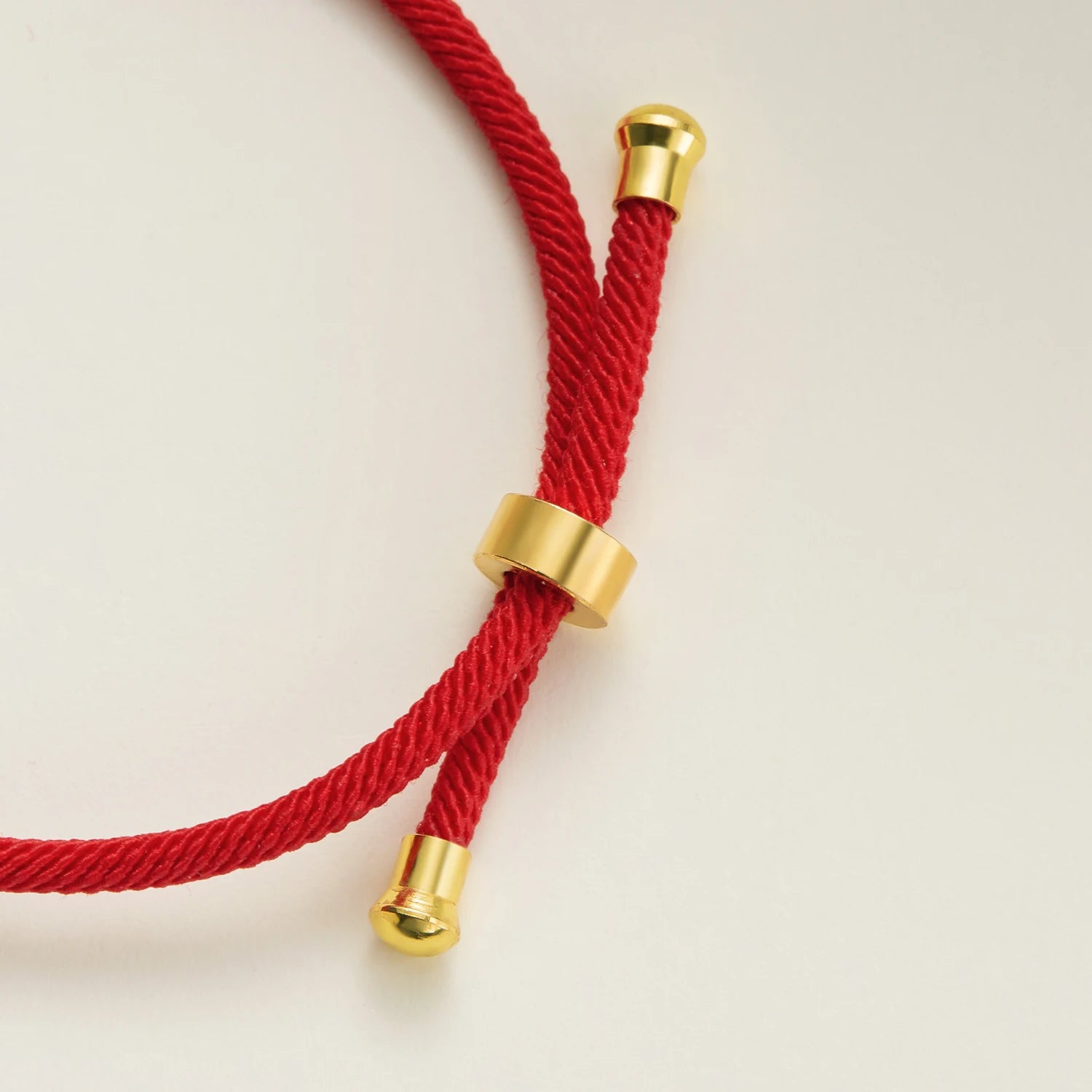 "RedKnot" Initial Bracelet