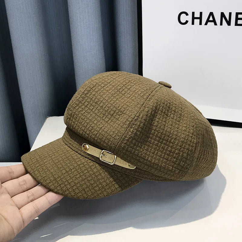 Women's "Textura" Buckle Beret