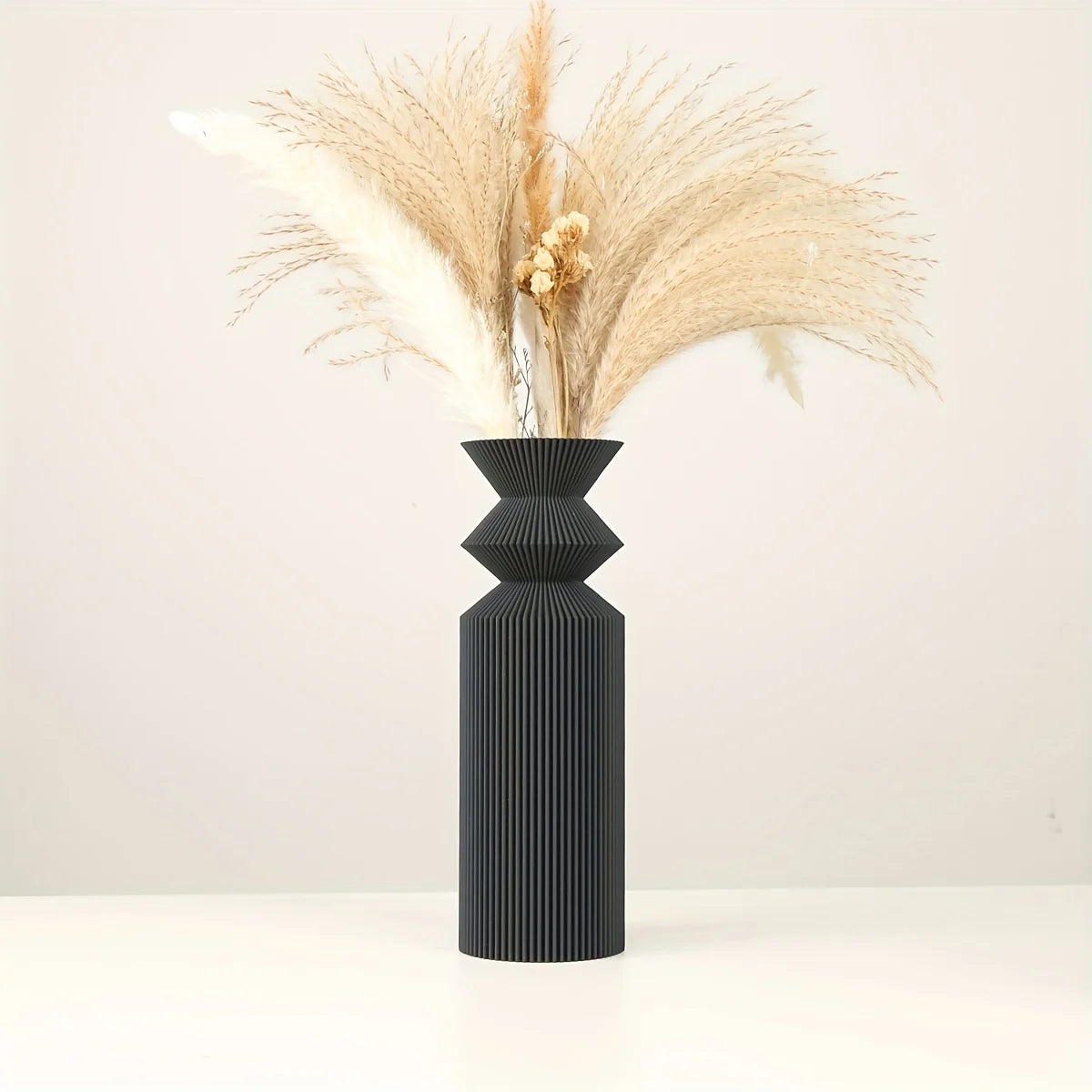LineHaus Vases