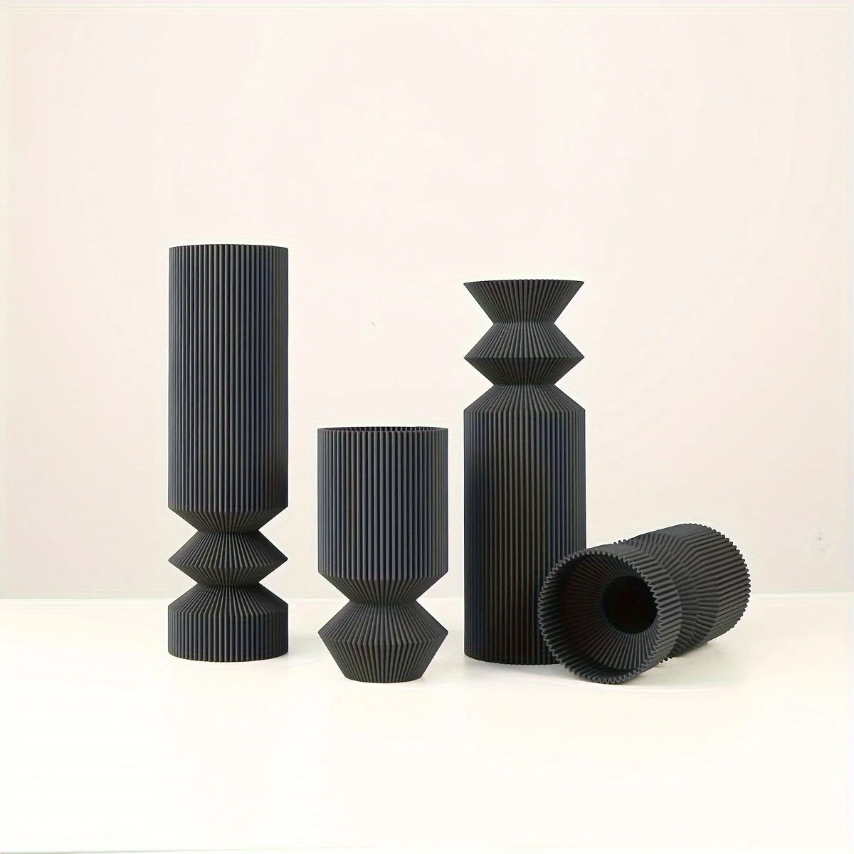LineHaus Vases