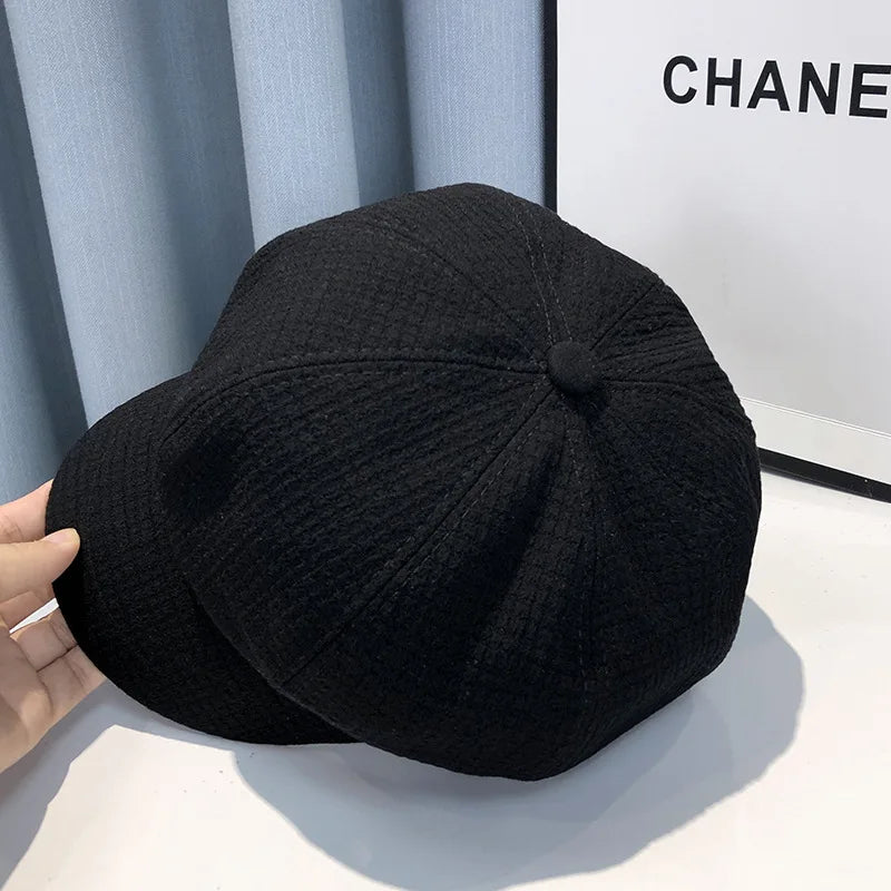 Women's "Textura" Buckle Beret